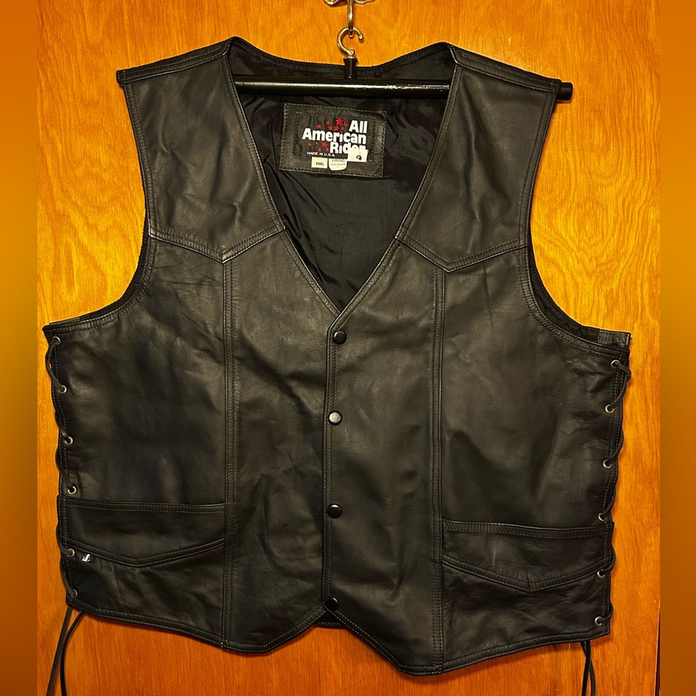 ALL AMERICAN RIDER Black Leather Vest